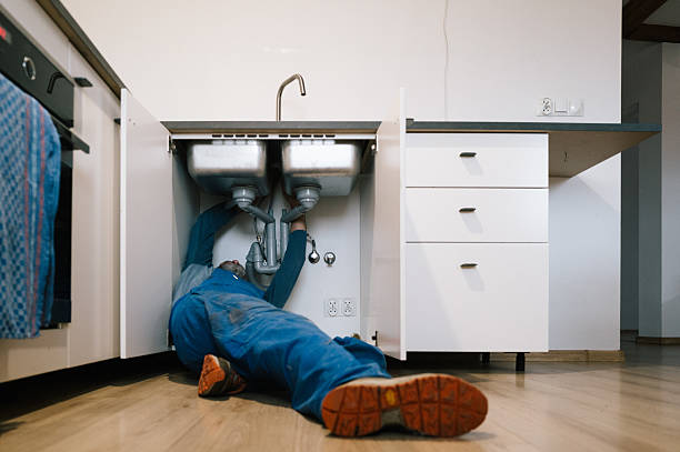 Professional Leak Detection technician working in Council Bluffs, IA